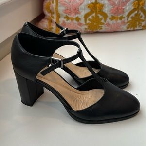 Clarks heels